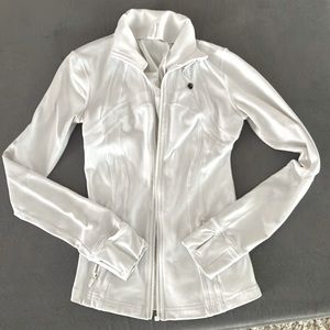 Lululemon Define Jacket in white, size 4